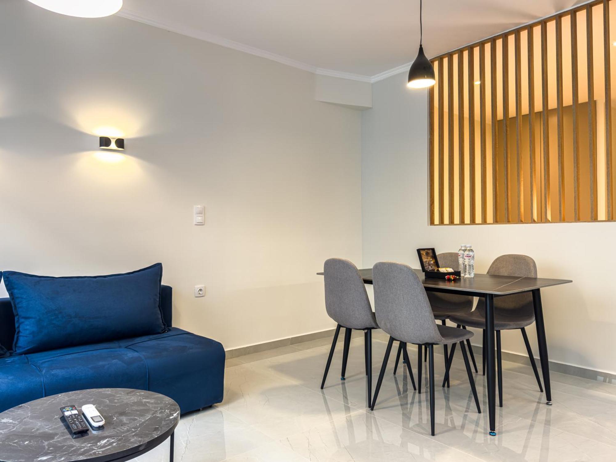 Brantouna Urban Vibes By Proliving Hospitality Appartement
